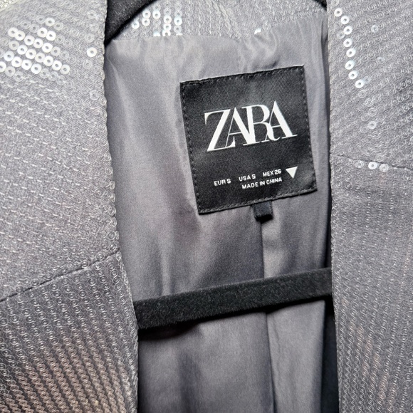 ZARA Silver Sequin Blazer – Size S (Shimmer Party Jacket) - Picture 2 of 3